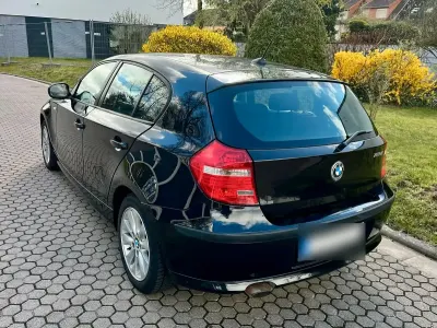 Usata BMW 118 143 CV (105 kW) 2010 Nero Utilitaria