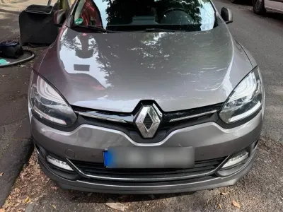 Second-hand Renault Mégane III Dynamique 116 CP (85 kW) 2014 Argintiu Hatchback