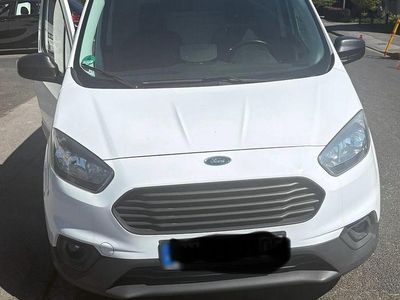 Second-hand Ford Transit Connect 75 CP (55 kW) 2019 Alb Monovolum