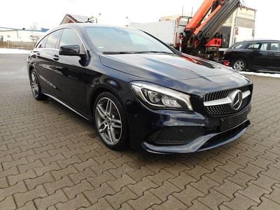 Gebraucht Mercedes CLA220 Shooting Brake AMG line 184 PS (135 kW) 2018 Blau Kombi