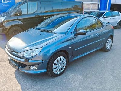 Begagnad Peugeot 206 CC Platinum 109 HK (80 kW) 2005 Grå Cab