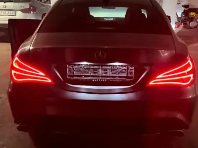 Gebraucht Mercedes CLA220 177 PS (130 kW) 2014 Grau Limousine