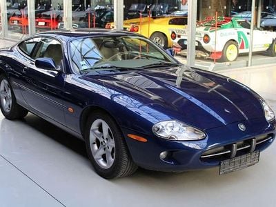 Jaguar XK8