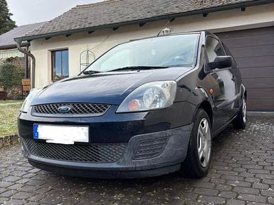 Gebraucht Ford Fiesta 69 PS (50 kW) 2006 Blau Kleinwagen