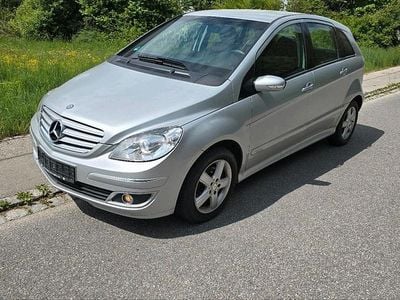 Mercedes B180