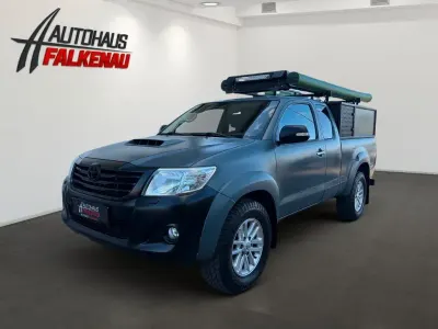 Gebraucht Toyota HiLux Comfort 144 PS (105 kW) 2015 Weiß Pickup