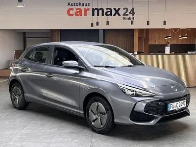 Begagnad MG MG3 102 HK (75 kW) 2024 Grå Halvkombi