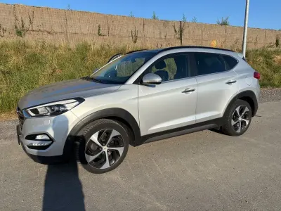 Gebraucht Hyundai Tucson Premium 185 PS (136 kW) 2016 Silber SUV