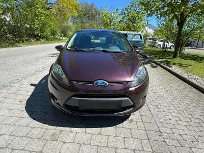 Gebraucht Ford Fiesta 82 PS (60 kW) 2009 Limousine