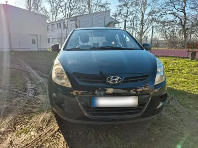 Gebraucht Hyundai i20 78 PS (57 kW) 2009 Schwarz Kleinwagen