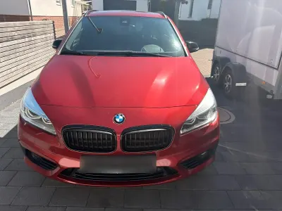 Brugt BMW 218 Comfort Edition 150 HK (110 kW) 2017 Rød Stationcar