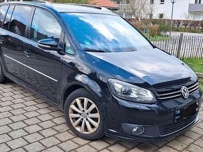 Gebraucht VW Touran Highline 140 PS (102 kW) 2011 Schwarz Van / Kleinbus