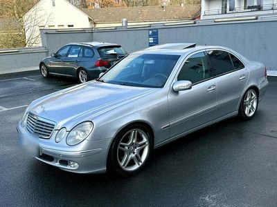 Mercedes E270