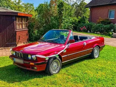 Gebraucht BMW 320 Sport Line 150 PS (110 kW) 1992 Rot Cabrio