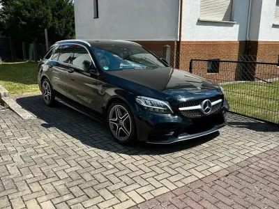 Gebraucht Mercedes C300 AMG line 245 PS (180 kW) 2019 Schwarz Kombi