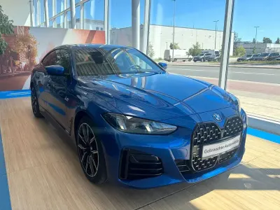 Gebraucht BMW 430 M Sport 245 PS (180 kW) 2025 Blau Coupé