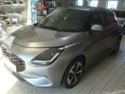 Neu Suzuki Swift Comfort+ 83 PS (61 kW) 2025 Silber Kleinwagen
