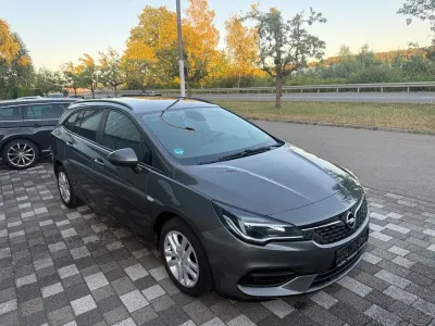 Gebraucht Opel Astra Edition 122 PS (89 kW) 2020 Grau Kombi
