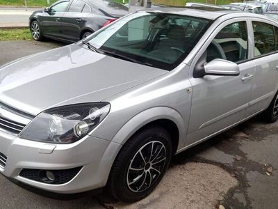 gebraucht Opel Astra aus 2008 TÜV 11.2025 vieles neu 1a Zustand..