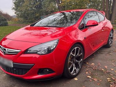 Opel Astra GTC