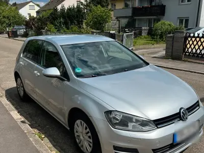 Gebraucht VW Golf VII Comfortline 105 PS (77 kW) 2013 Silber Kleinwagen