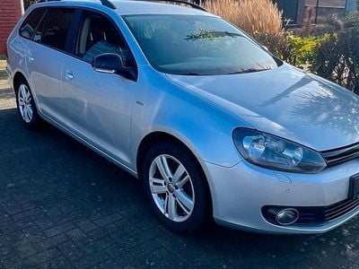 Gebraucht VW Golf VII 140 PS (102 kW) 2013 Silber Kombi