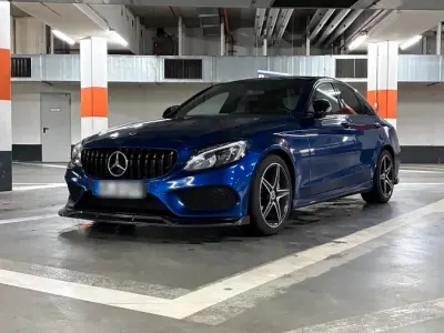Gebraucht Mercedes 200 136 PS (100 kW) 2018 Blau Limousine