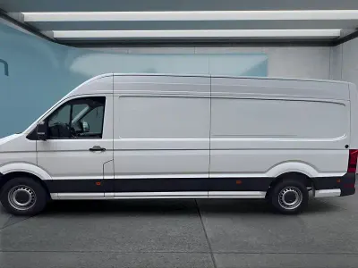 Gebraucht VW Crafter 177 PS (130 kW) 2025 Weiß Van