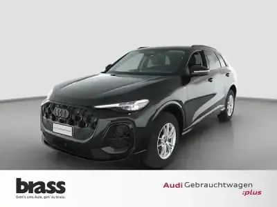 Używany Audi Q5 Ambiente 204 KM (150 kW) 2025 Czarny SUV