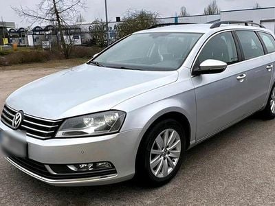 Usado VW Passat 105 HP (77 kW) 2014 Prateado Carrinha