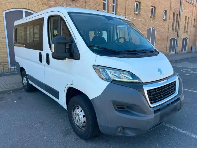Gebraucht Peugeot Boxer 131 PS (96 kW) 2017 Weiß Van