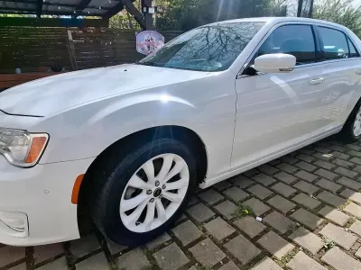 Gebraucht Chrysler 300C 292 PS (214 kW) 2019 Weiß Limousine