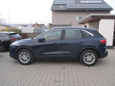 Gebraucht Ford Kuga 152 PS (111 kW) 2022 Blau SUV