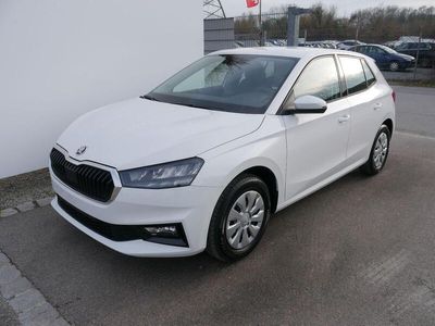 gebraucht Skoda Fabia 1.0 TSI Ambition * DAB * LED * KLIMA * SMARTLINK * PDC HINTEN * LANE ASSIST * FRONT ASSIST *