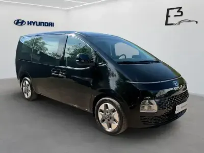 Gebraucht Hyundai Staria Trend 225 PS (165 kW) 2025 Schwarz Van / Kleinbus