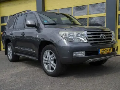 Gebraucht Toyota Land Cruiser V8 Executive 286 PS (210 kW) 2008 Grau SUV