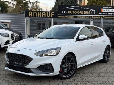 Gebraucht Ford Focus ST 280 PS (205 kW) 2022 Weiß Limousine