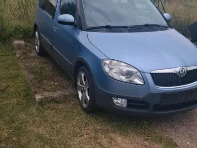 Gebraucht Skoda Roomster 105 PS (77 kW) 2008 Andere farben Van / Kleinbus