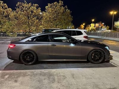 Mercedes E300
