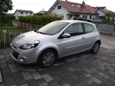 Gebraucht Renault Clio II Expression 75 PS (55 kW) 2011 Grau Limousine