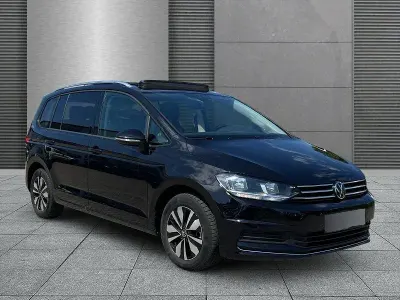 Gebraucht VW Touran Goal 150 PS (110 kW) 2025 Diverse metallic Van / Kleinbus