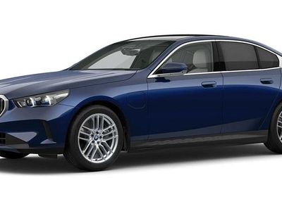 Usata BMW 550e Comfort Edition 489 CV (359 kW) 2024 Blu Berlina