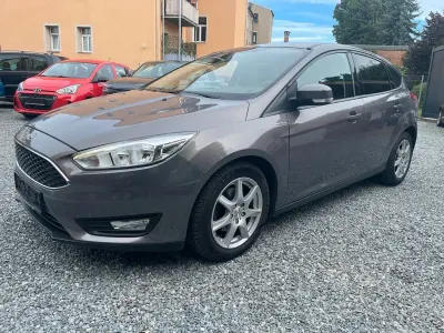 Gebraucht Ford Focus Business Edition 125 PS (91 kW) 2015 Silber Limousine