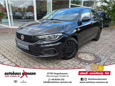 Gebraucht Fiat Tipo Street 95 PS (69 kW) 2019 Schwarz Kleinwagen