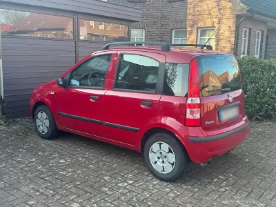 Gebraucht Fiat Panda 54 PS (39 kW) 2009 Rot Kleinwagen