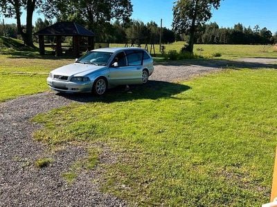 Second-hand Volvo V40 101 CP (74 kW) 2003 Argintiu Break