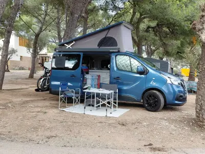 Gebraucht Nissan NV300 170 PS (125 kW) 2020 Blau Van