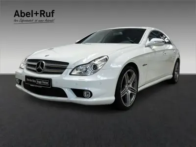 Gebraucht Mercedes CLS63 AMG AMG 514 PS (378 kW) 2010 Calcitweiß Coupé