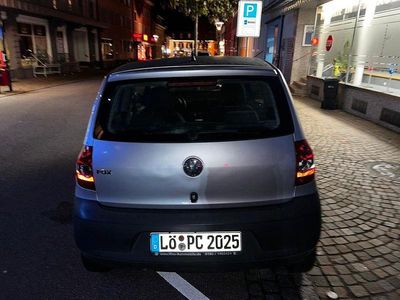 Gebraucht VW Fox 54 PS (39 kW) 2010 Silber Kleinwagen
