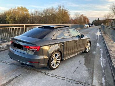 Grau Gebraucht 2018 Audi A3 Sport Limousine | 22.200 € (Fairer Preis)